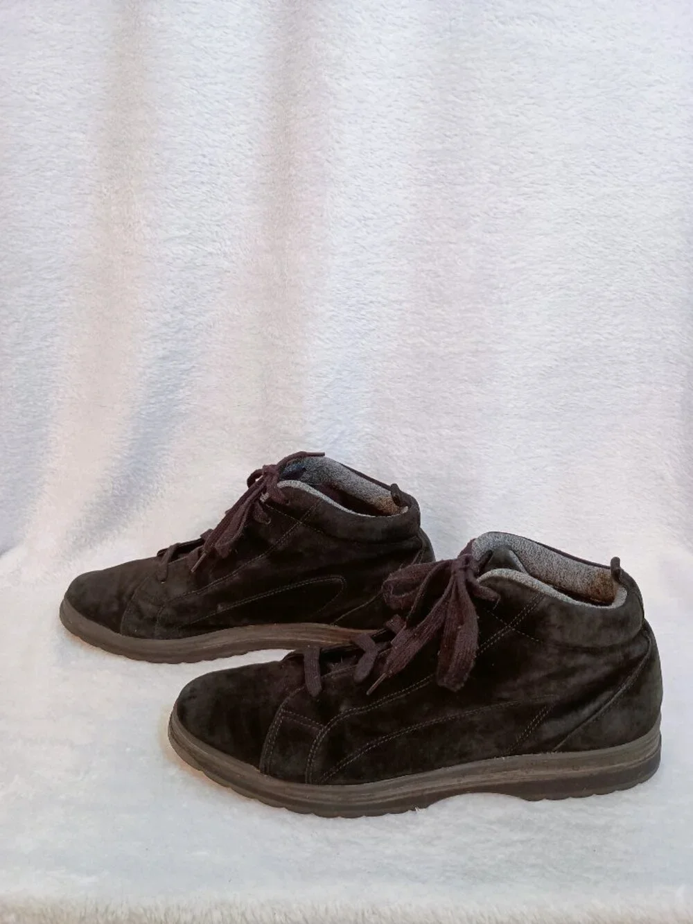NWOB Vintage BOKS Reebok Black Suede Ankle Sneakers Boots Women's Size 10